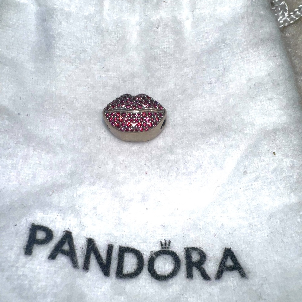 Pandora Red Lips Charm
